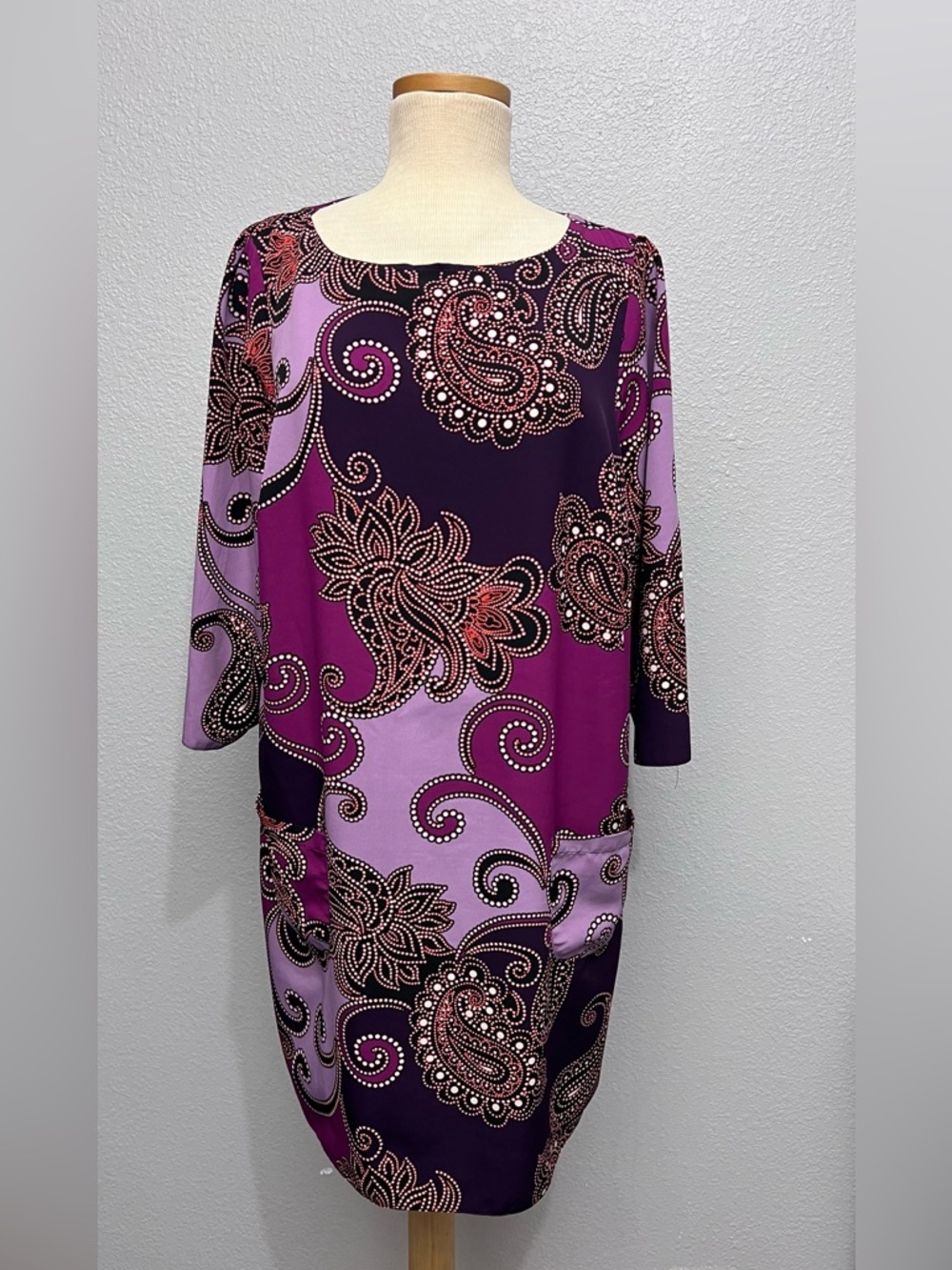 Paisley Print Long Sleeve Shift Dress in Purple